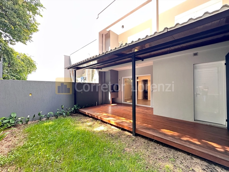 Sobrado novo e mobiliado, no bairro Hamburgo Velho: 5ª foto da galeria de imagens do imóvel