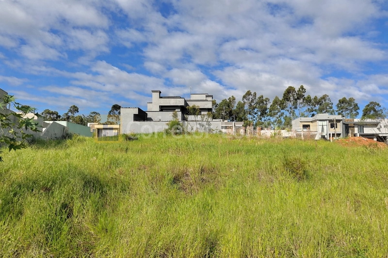 Terreno no loteamento Chácara Hamburguesa: 1ª foto da galeria de imagens do imóvel