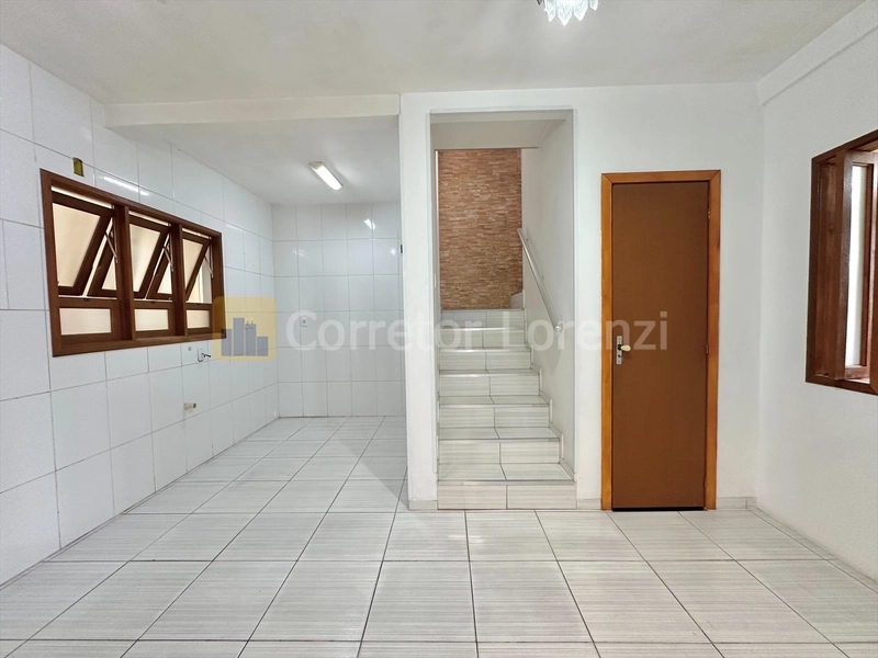 Casa com piscina em Novo Hamburgo: 5ª foto da galeria de imagens do imóvel