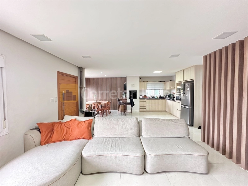 Linda casa com 3 dormitórios no bairro Ideal em Novo Hamburgo: 5ª foto da galeria de imagens do imóvel