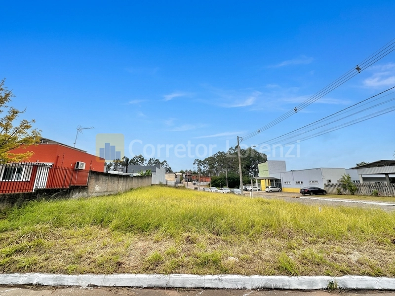 Terreno plano a venda no loteamento Chácara Hamburguesa: 1ª foto da galeria de imagens do imóvel