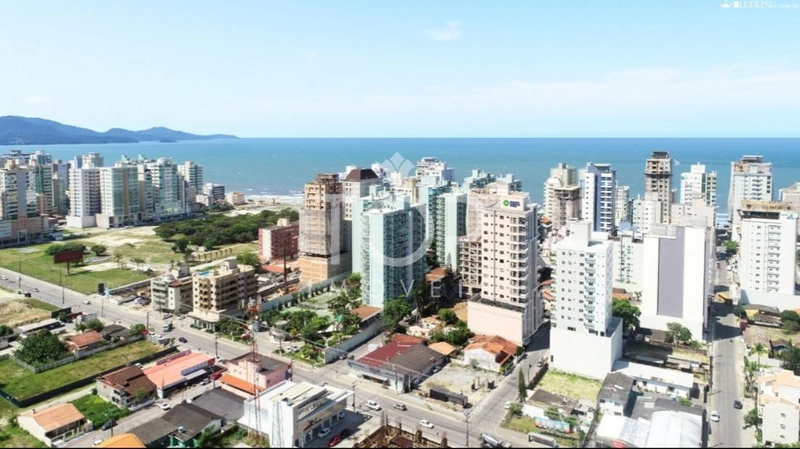 3 SUITES NOVO NA QUADRA MAR MEIA PRAIA: 13ª foto da galeria de imagens do imóvel