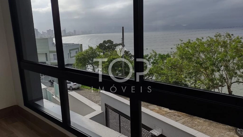 LINDA CASA FRENTE MAR ALTO DA MONTANHA : 3ª foto da galeria de imagens do imóvel