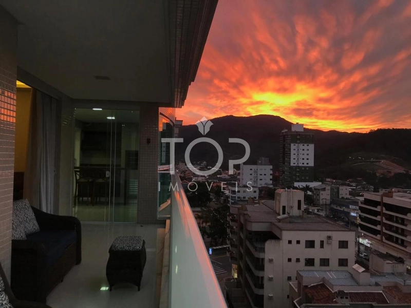 ALTO PADRÃO NA QUADRA DO MAR: 2ª foto da galeria de imagens do imóvel
