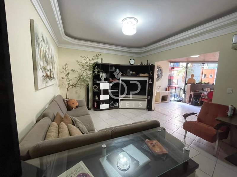 APARTAMENTO COM TERRAÇO EM MEIA PRAIA : 3ª foto da galeria de imagens do imóvel