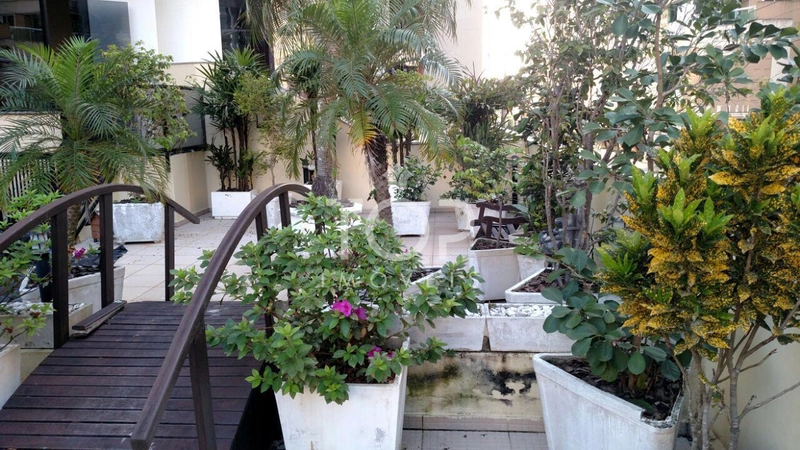 APARTAMENTO COM TERRAÇO EM MEIA PRAIA : 6ª foto da galeria de imagens do imóvel