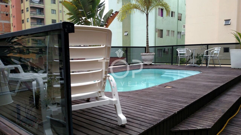 APARTAMENTO COM TERRAÇO EM MEIA PRAIA : 7ª foto da galeria de imagens do imóvel