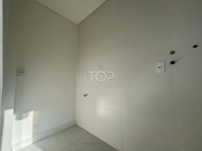 APARTAMENTO PRONTO EM MEIA PRAIA: 6ª foto da galeria de imagens do imóvel
