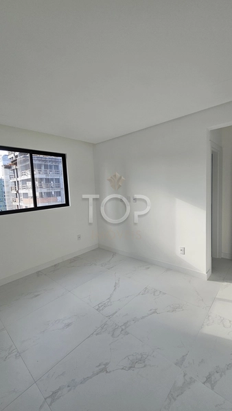 APARTAMENTO PRONTO EM MEIA PRAIA: 8ª foto da galeria de imagens do imóvel