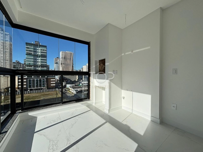 APARTAMENTO PRONTO EM MEIA PRAIA: 5ª foto da galeria de imagens do imóvel