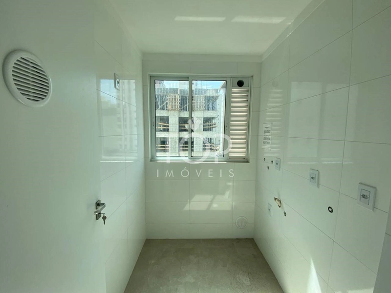APARTAMENTO PRONTO PARA MORAR EM MEIA PRAIA : 4ª foto da galeria de imagens do imóvel