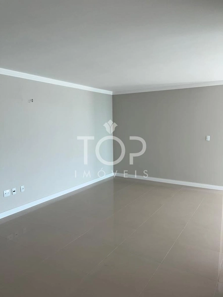 APARTAMENTO ULTIMO ANDAR EM MEIA PRAIA: 32ª foto da galeria de imagens do imóvel