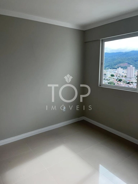 APARTAMENTO ULTIMO ANDAR EM MEIA PRAIA: 10ª foto da galeria de imagens do imóvel