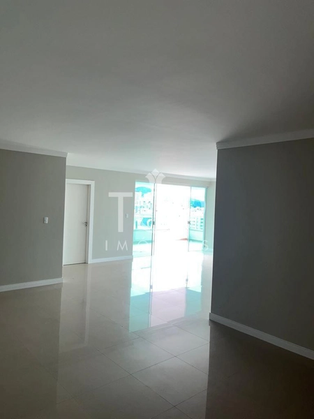 APARTAMENTO ULTIMO ANDAR EM MEIA PRAIA: 31ª foto da galeria de imagens do imóvel