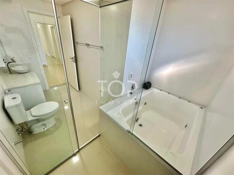 APARTAMENTO DE FRENTE PARA AVENIDA - MEIA PRAIA: 20ª foto da galeria de imagens do imóvel