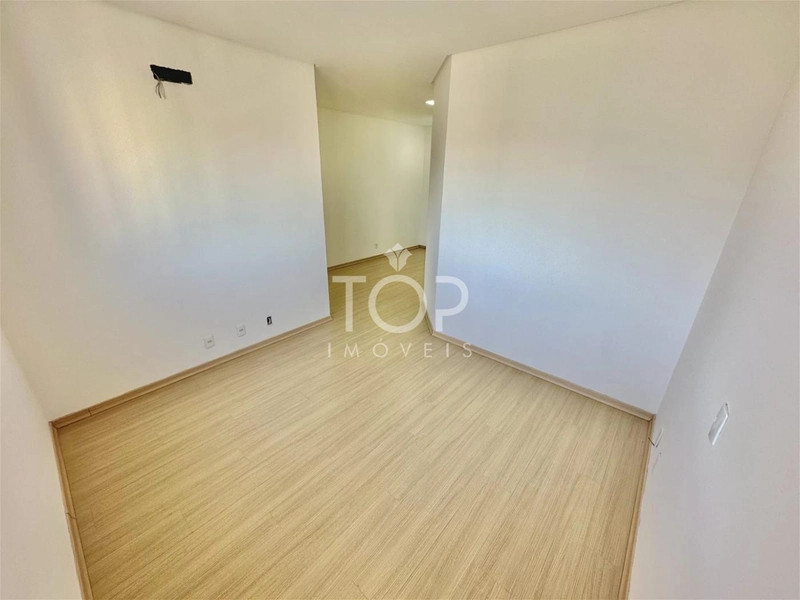 APARTAMENTO DE FRENTE PARA AVENIDA - MEIA PRAIA: 18ª foto da galeria de imagens do imóvel