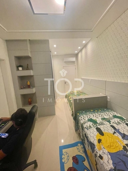 APARTAMENTO FINAMENTE MOBILIADO MEIA PRAIA!: 23ª foto da galeria de imagens do imóvel