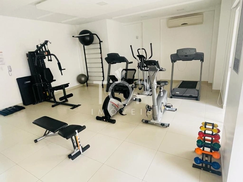APARTAMENTO FINAMENTE MOBILIADO MEIA PRAIA!: 5ª foto da galeria de imagens do imóvel