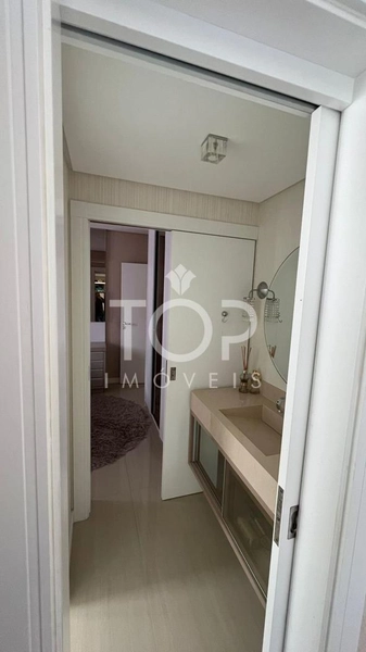 APARATMENTO MOBILIADO QUADRA MAR EM MEIA PRAIA: 24ª foto da galeria de imagens do imóvel