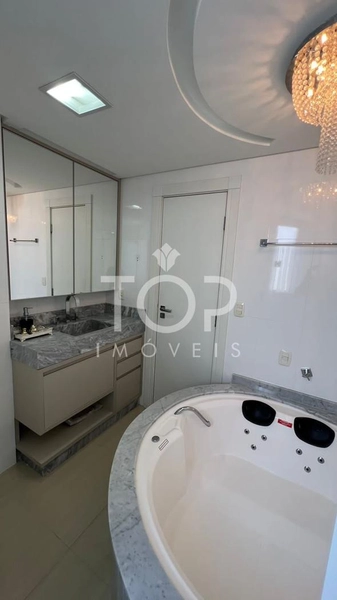 APARATMENTO MOBILIADO QUADRA MAR EM MEIA PRAIA: 35ª foto da galeria de imagens do imóvel