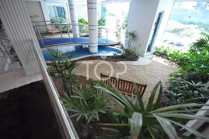 APARATMENTO MOBILIADO QUADRA MAR EM MEIA PRAIA: 2ª foto da galeria de imagens do imóvel