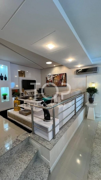APARATMENTO MOBILIADO QUADRA MAR EM MEIA PRAIA: 11ª foto da galeria de imagens do imóvel