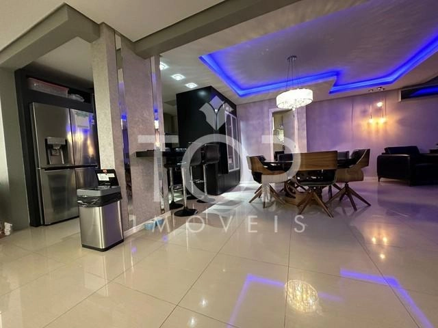 AMPLO APARTAMENTO MOBILIADO: 3ª foto da galeria de imagens do imóvel