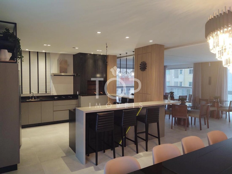 APARTAMENTO PRONTO QUADRA MAR EM MEIA PRAIA: 4ª foto da galeria de imagens do imóvel