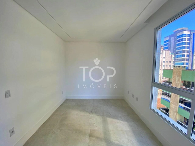 APARTAMENTO PRONTO QUADRA MAR EM MEIA PRAIA: 24ª foto da galeria de imagens do imóvel