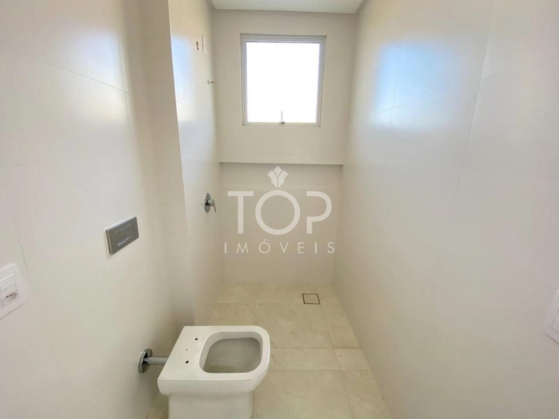 APARTAMENTO PRONTO QUADRA MAR EM MEIA PRAIA: 21ª foto da galeria de imagens do imóvel