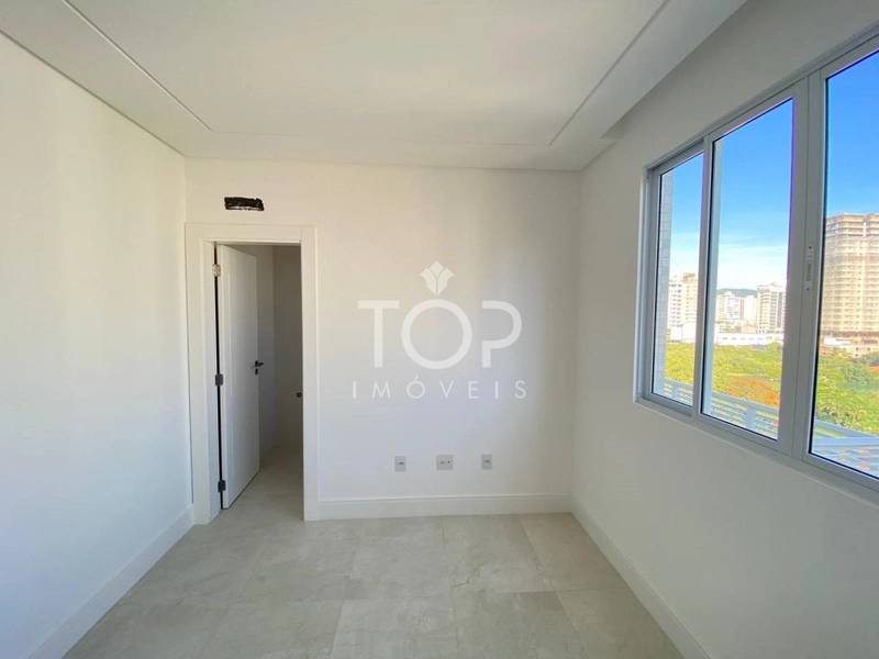 APARTAMENTO PRONTO QUADRA MAR EM MEIA PRAIA: 22ª foto da galeria de imagens do imóvel