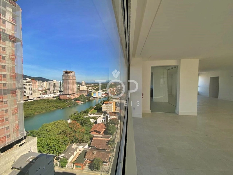 APARTAMENTO PENTHOUSE QUADRA MAR EM MEIA PRAIA: 39ª foto da galeria de imagens do imóvel