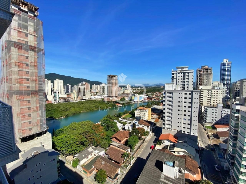 APARTAMENTO PENTHOUSE QUADRA MAR EM MEIA PRAIA: 13ª foto da galeria de imagens do imóvel