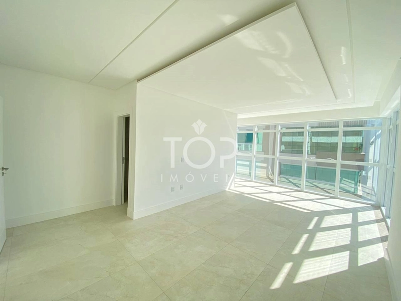 APARTAMENTO PENTHOUSE QUADRA MAR EM MEIA PRAIA: 23ª foto da galeria de imagens do imóvel