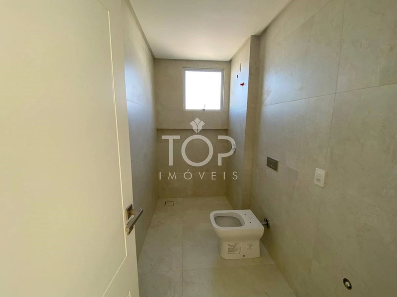 APARTAMENTO PENTHOUSE QUADRA MAR EM MEIA PRAIA: 9ª foto da galeria de imagens do imóvel