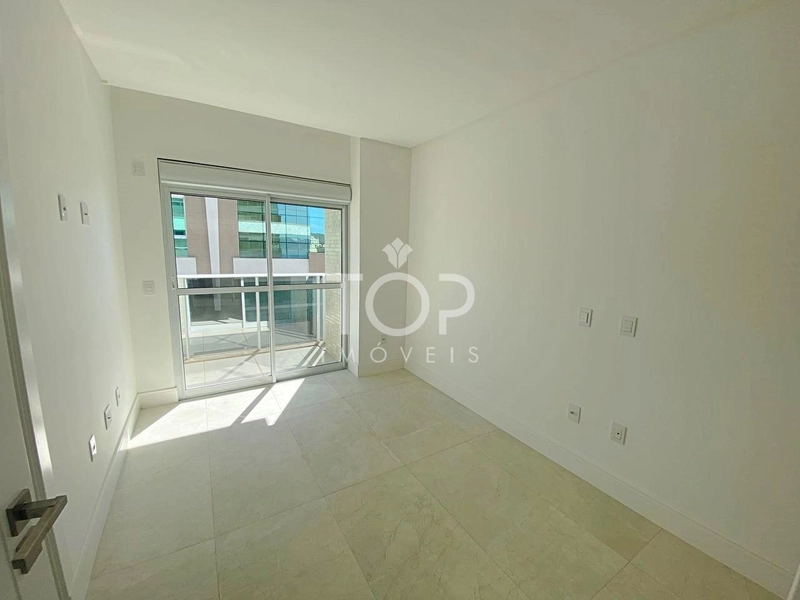 APARTAMENTO PENTHOUSE QUADRA MAR EM MEIA PRAIA: 21ª foto da galeria de imagens do imóvel