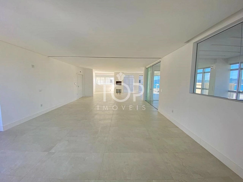 APARTAMENTO PENTHOUSE QUADRA MAR EM MEIA PRAIA: 35ª foto da galeria de imagens do imóvel