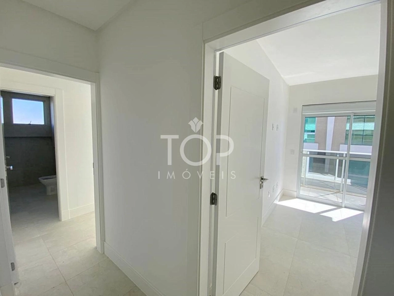 APARTAMENTO PENTHOUSE QUADRA MAR EM MEIA PRAIA: 22ª foto da galeria de imagens do imóvel