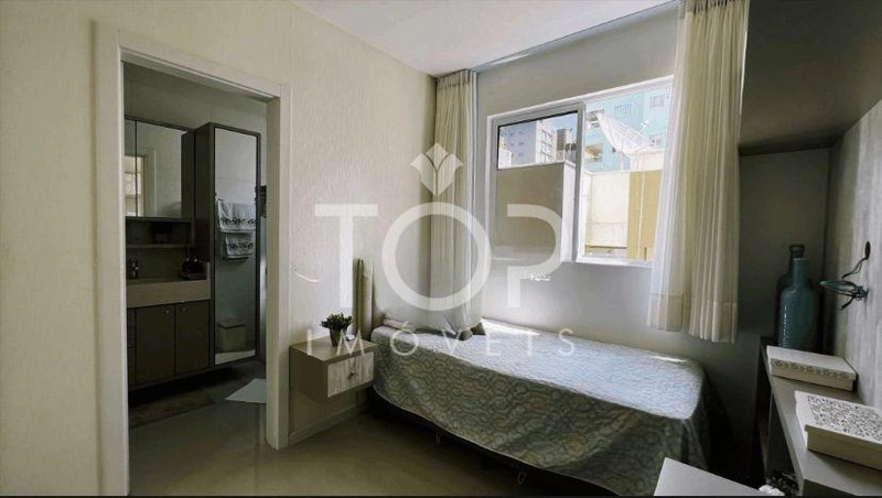 APARTAMENTO MOBILIADO A POUCOS METROS DA PRAIA : 2ª foto da galeria de imagens do imóvel
