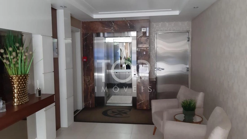 APARTAMENTO PRONTO E MOBILIADO QUADRA MAR: 1ª foto da galeria de imagens do imóvel