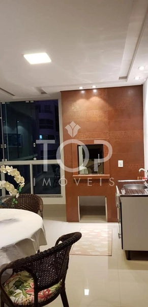 APARTAMENTO PRONTO E MOBILIADO QUADRA MAR: 18ª foto da galeria de imagens do imóvel