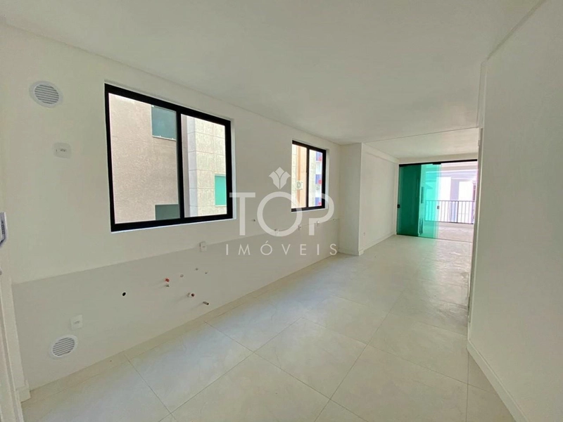 APARTAMENTO PRONTO PARA MORAR EM MEIA PRAIA : 11ª foto da galeria de imagens do imóvel