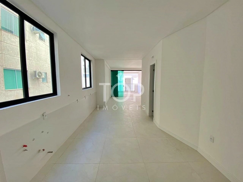 APARTAMENTO PRONTO PARA MORAR EM MEIA PRAIA : 10ª foto da galeria de imagens do imóvel