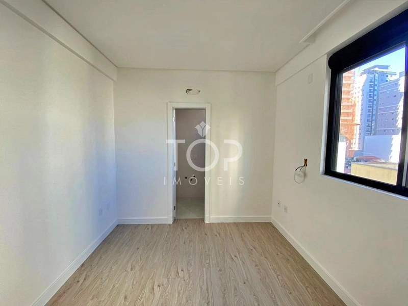 APARTAMENTO PRONTO PARA MORAR EM MEIA PRAIA : 19ª foto da galeria de imagens do imóvel