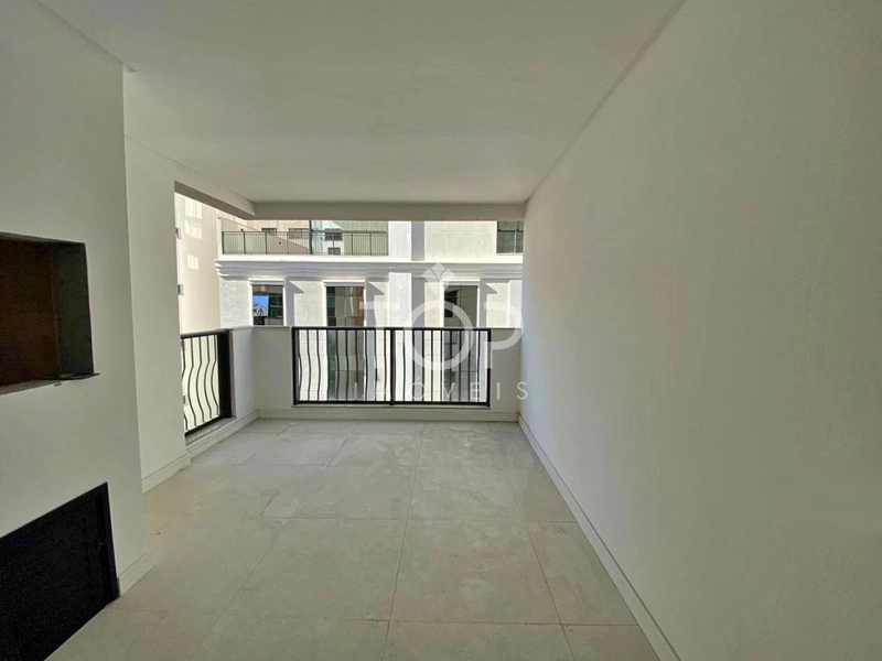 APARTAMENTO PRONTO PARA MORAR EM MEIA PRAIA : 3ª foto da galeria de imagens do imóvel