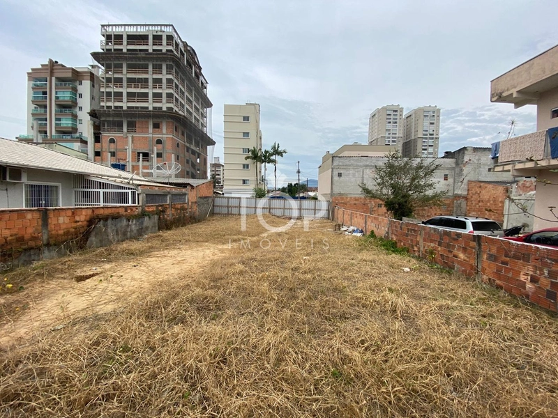 TERRENO EM MEIA PRAIA: 4ª foto da galeria de imagens do imóvel