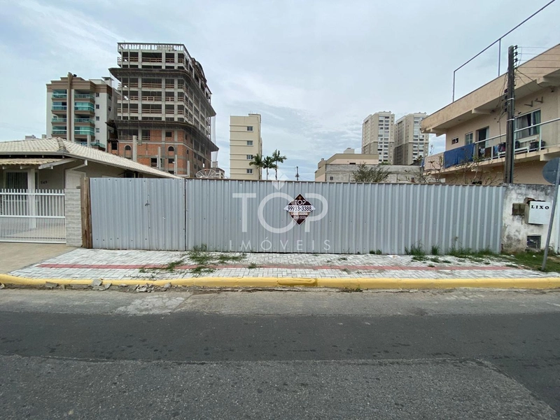 TERRENO EM MEIA PRAIA: 3ª foto da galeria de imagens do imóvel