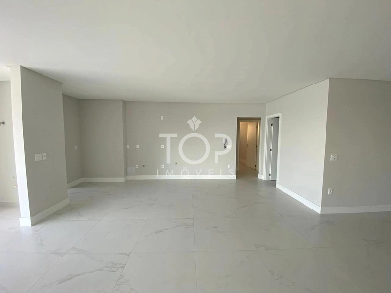 APARTAMENTO PRONTO COM 3 SUITES EM MEIA PRAIA: 8ª foto da galeria de imagens do imóvel