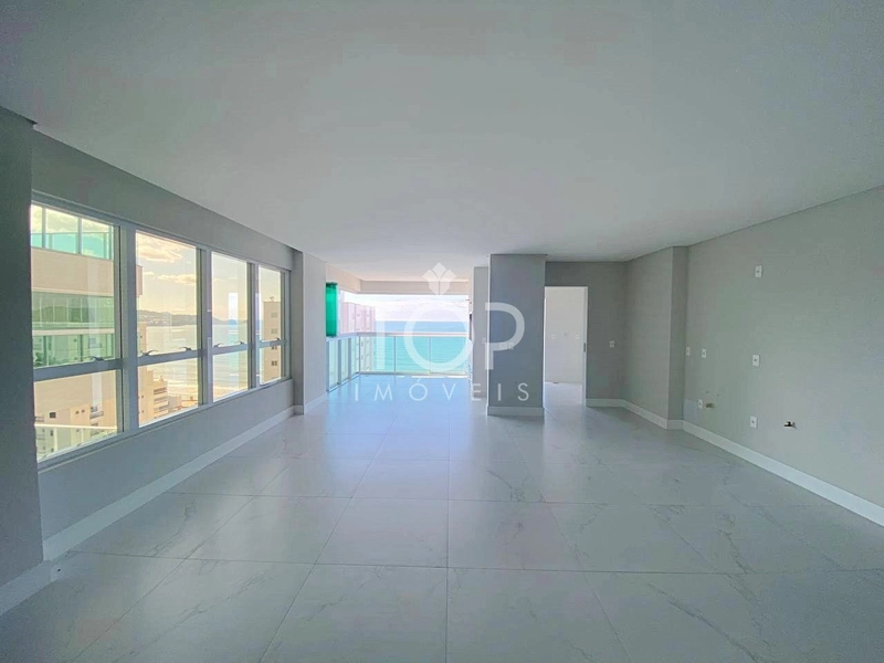APARTAMENTO PRONTO COM 3 SUITES EM MEIA PRAIA: 1ª foto da galeria de imagens do imóvel