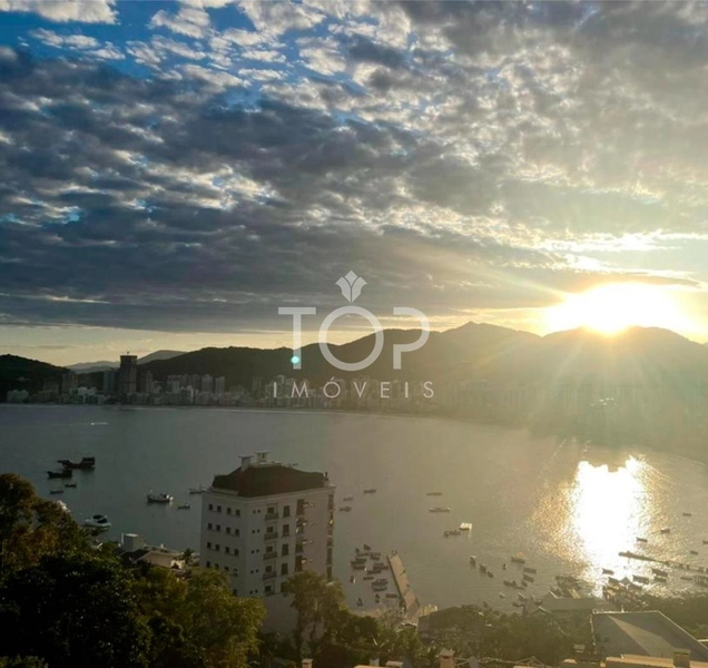 MANSÃO NO CANTO DA PRAIA !!! MARAVILHOSA !!!: 1ª foto da galeria de imagens do imóvel